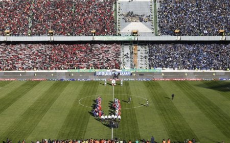 پوستر باشگاه پرسپولیس و استقلال برای دربی