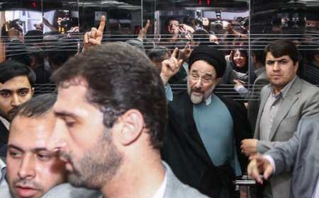 خاتمی: «جمهوری»، تاریخ، معنا و لوازمی دارد