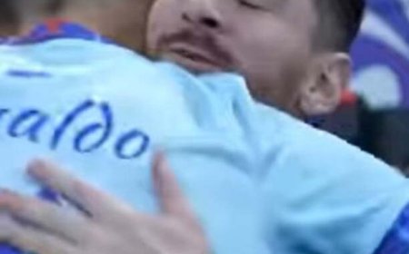 ببینید | گریه رونالد و مسی در آغوش یکدیگر