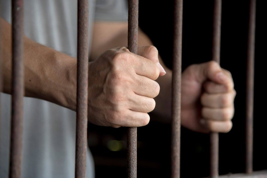 دستور مقام اول قضایی برای تعطیلی زندان رجایی شهر