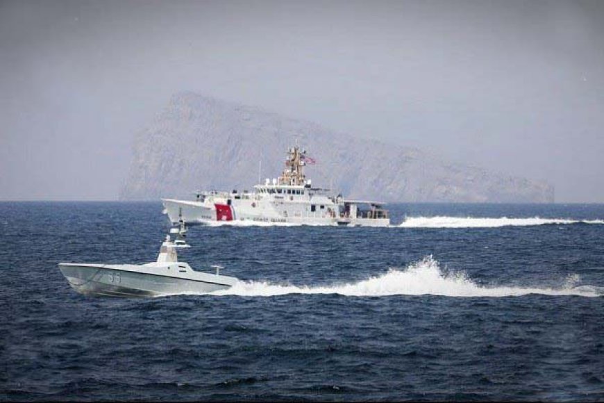 عبور اولین قایق بدون سرنشین آمریکا از تنگه هرمز تحت رصد دقیق سپاه