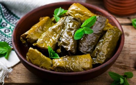 دستور طرز تهیه دلمه رَز در زمان قاجار