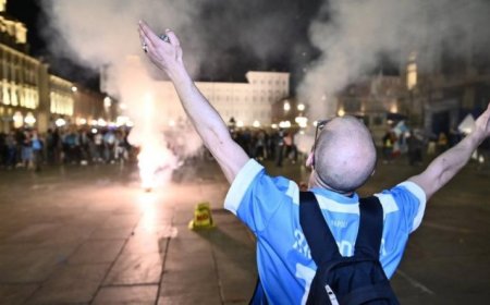 جشن‌های خیابانی ناپل؛ این شب تا ابد ادامه دارد