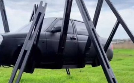 ببینید | عجیبترین ماشین در دنیا؛ ماشین عنکبوتی!