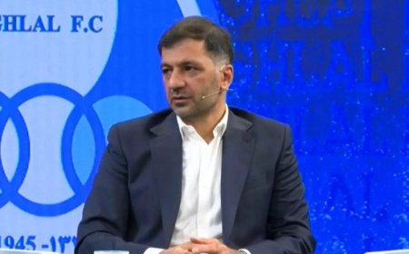 تند و خشن از کریمی: سهیل کارمند پیروانی است!