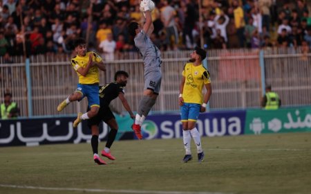 ببینید| گل دوم سپاهان به نفت مسجدسلیمان (گل به خودی)