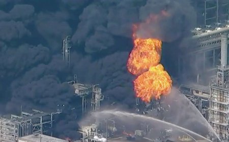 ببینید | لحظه وقوع آتشسوزی مهیب در پالایشگاه نفت آمریکا