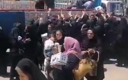 ماجرای توزیع توهین‌آمیز هدایا بین معلمان در اندیمشک 