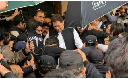 حمله هواداران عمران خان به اقامتگاه نخست وزیر پاکستان