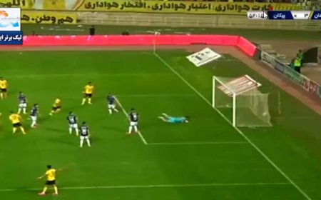 گل سوم سپاهان توسط امید نورافکن در دقیقه 52