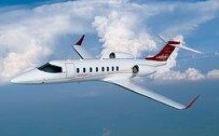 ببینید | لحظه سقوط جت آمریکایی به اقیانوس آرام