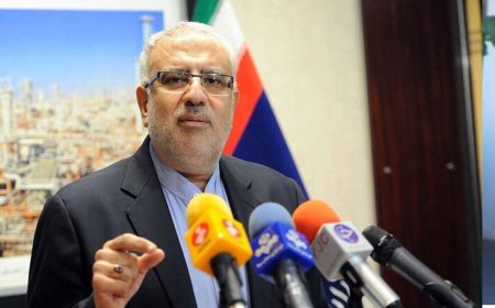 وزیر نفت: روسیه در ۶ میدان نفتی ایران سرمایه گذاری میکند
