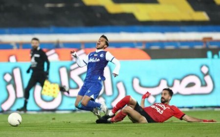 پخش بازی استقلال - تراکتور از یک شبکه عجیب!