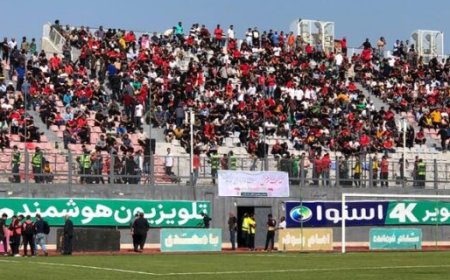 ظرفیت ورزشگاه شهید وطنی تکمیل شد