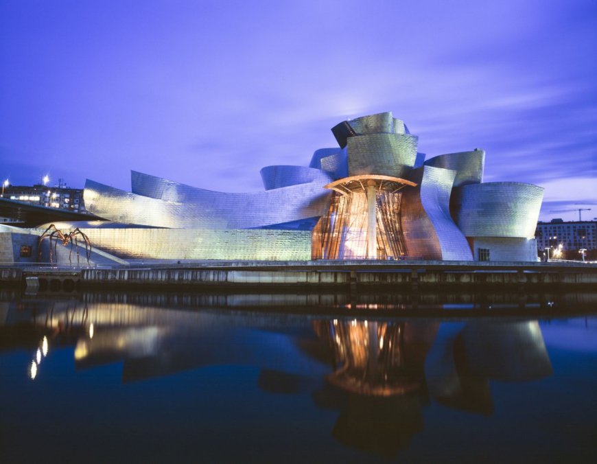 موزه گوگنهایم بیلبائو | معماری زیبا و پیشرفته این بنا در اسپانیا
