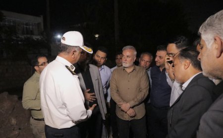 سومین بازدید شبانه مدیریت شهری و پلیس راهور شیراز از پروژه زیربنایی لوله‌گذاری در گلوگاه محور دروازه قرآن