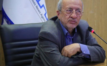 برای تأمین آب فضای سبز اصفهان مشکل داریم/ تکمیل حفاری تونل شمال شرقی مترو تا پایان ۱۴۰۲