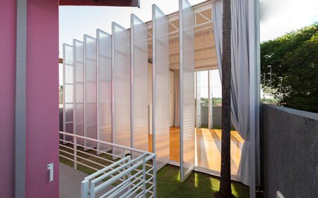 تئاتر ویلای Sim با نمای متحرک