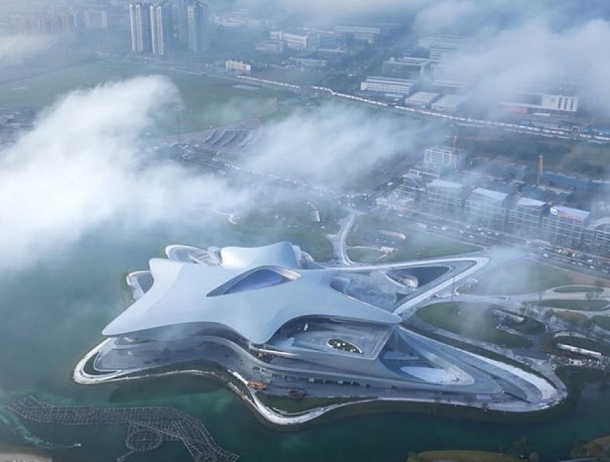 موزه جدید علمی - تخیلی چنگدو اثر معماران زاها حدید در جنوب غربی چین افتتاح شد !