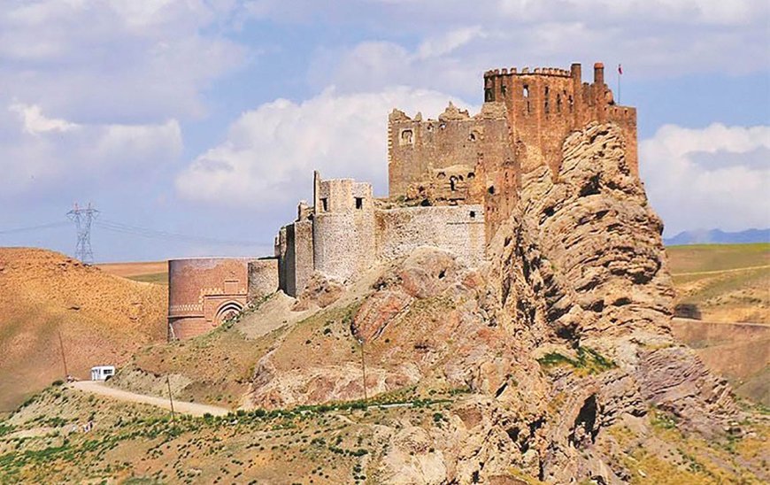 عجایب قلعه الموت چیست؟