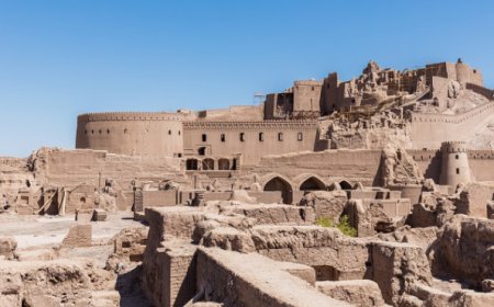 معماری جالب قلعه ایزدخواست