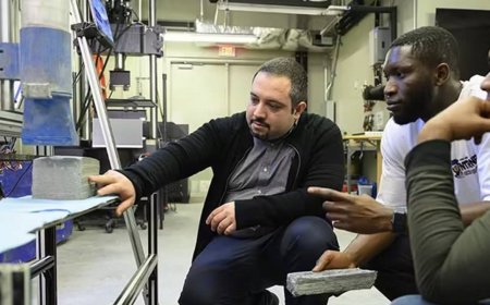 علی کاظمیان، استادیار دانشگاه ایالتی لوئیزیانا و همکاری با ناسا برای توسعه بتن بدون نیاز به آب برای چاپ سه بعدی در ماه !