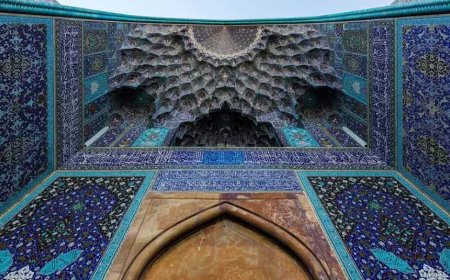 تصویر زیبا از اوج توازن در معماری ایرانی