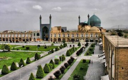 عکسی از میدان نقش جهان اصفهان، ۱۰۰ سال قبل