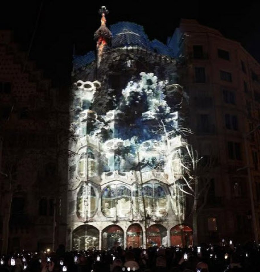 کاسا باتلو اثر آنتونی گائودی و میزبانی از 95 هزار بازدید کننده در مراسم نمایش آثار هنری مبتنی بر هوش مصنوعی !