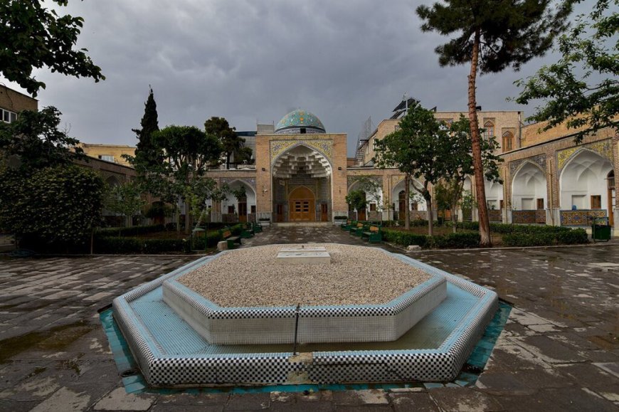 مسجدی تاریخی با دو محراب