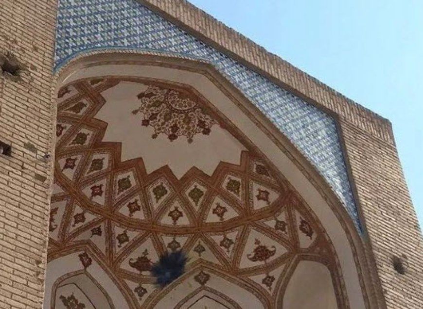 آسیب رساندن به پل خواجو در اصفهان با نارنجک دستی