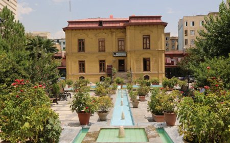 واکنش مدیرعامل خانه مداحان به ساخت بنا در عمارت فخر الدوله | عملیات فعلا متوقف شده است