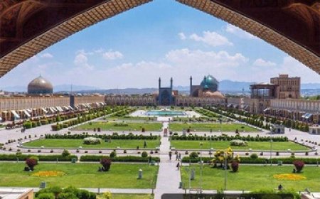 قدیمیترین عکس از میدان نقش جهان اصفهان