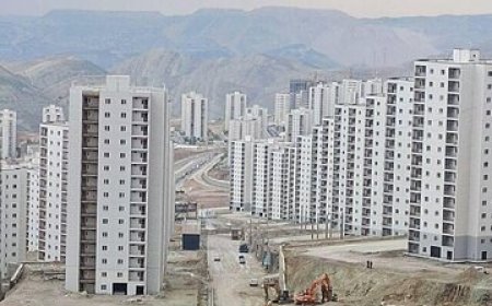 تولید مسکن به زیر ۳۰۰ هزار واحد مسکونی رسید/ کوچ خُرده سازها از بازار