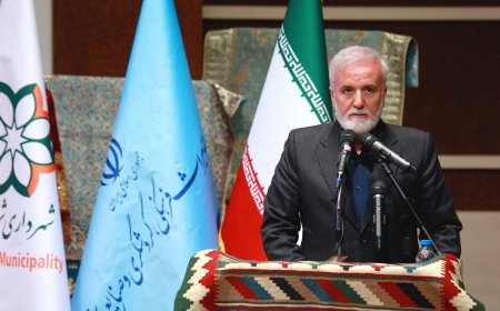 صاحب نامی شیراز در بُعد هنر/ لزوم فراهمسازی بستر نمایشگاههای مناسب صنایعدستی در کلانشهر شیراز