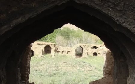 سند مالکیت کاروانسرای دوکوهک به نام میراث فرهنگی صادر شد