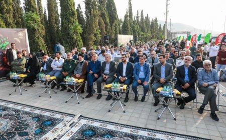 درخشش نام حضرت احمدبن موسی-شاهچراغ(ع) و خدمات مدیریت شهری شیراز در مرز شلمچه/ اقدام بزرگ شهرداری شیراز در ارائه خدمت به زائران اربعین حسینی(ع)