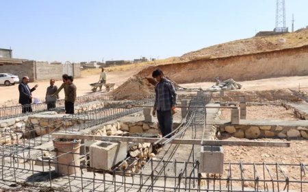 ساخت مسکن محرومین در روستای گیاهزار شیراز کلید خورد