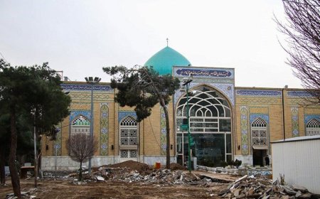 گنبد امامزاده عبدالله شهرری ترک خورد