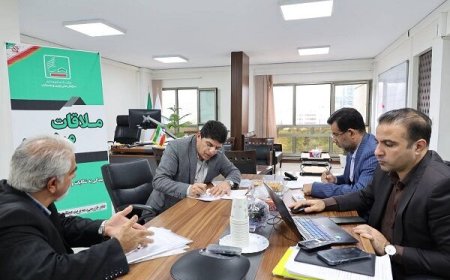 پاسخگویی به مشکلات مراجعان سازمان ملی زمین و مسکن در حوزه املاک و حقوقی