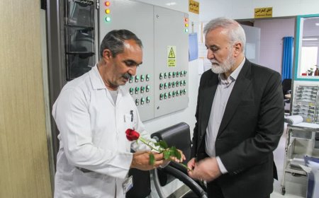 تجلیل شهردار شیراز از پرستاران و مدافعان سلامت