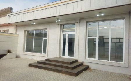 تمامی خانواده‌های جانباختگان طبس خانه‌های خود را تحویل گرفتند