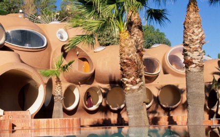 پروژه Palais Bulles | طرحی از Antti Lovag