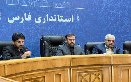 بررسی صدور شناسنامه حقوقی برای پروژههای طرح نهضت ملی مسکن استان فارس