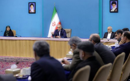 جزئیات اولین جلسه شورای عالی مسکن در دولت چهاردهم؛ از برنامههای شورا برای خانه دار شدن مستاجرین کم درآمد تا لزوم تامین ۲۰۰ همت توسط بانک مرکزی