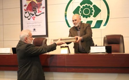 لایحه بودجه پیشنهادی ۱۴۰۴ شهرداری شیراز به شورای اسلامی شهر تقدیم شد