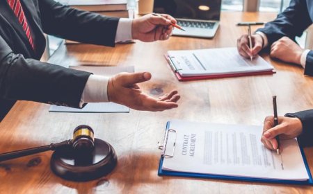 راهنمای کامل انتخاب دارالترجمه انگلیسی و ترکی برای ترجمه اسناد قانونی