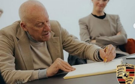 همکاری نورمن فاستر،معمار بریتانیایی و خودروساز آلمانی پورشه در طراحی اینستالیشن معماری دوسالانه معماری 2025