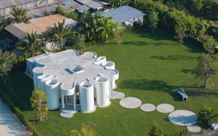 معروف ترین کافه تایلند از یک جهت خاص!