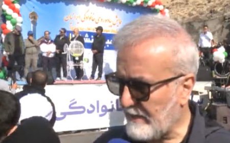 پیاده‌روی بزرگ خانوادگی در شیراز با حضور وزیر ورزش و جوانان